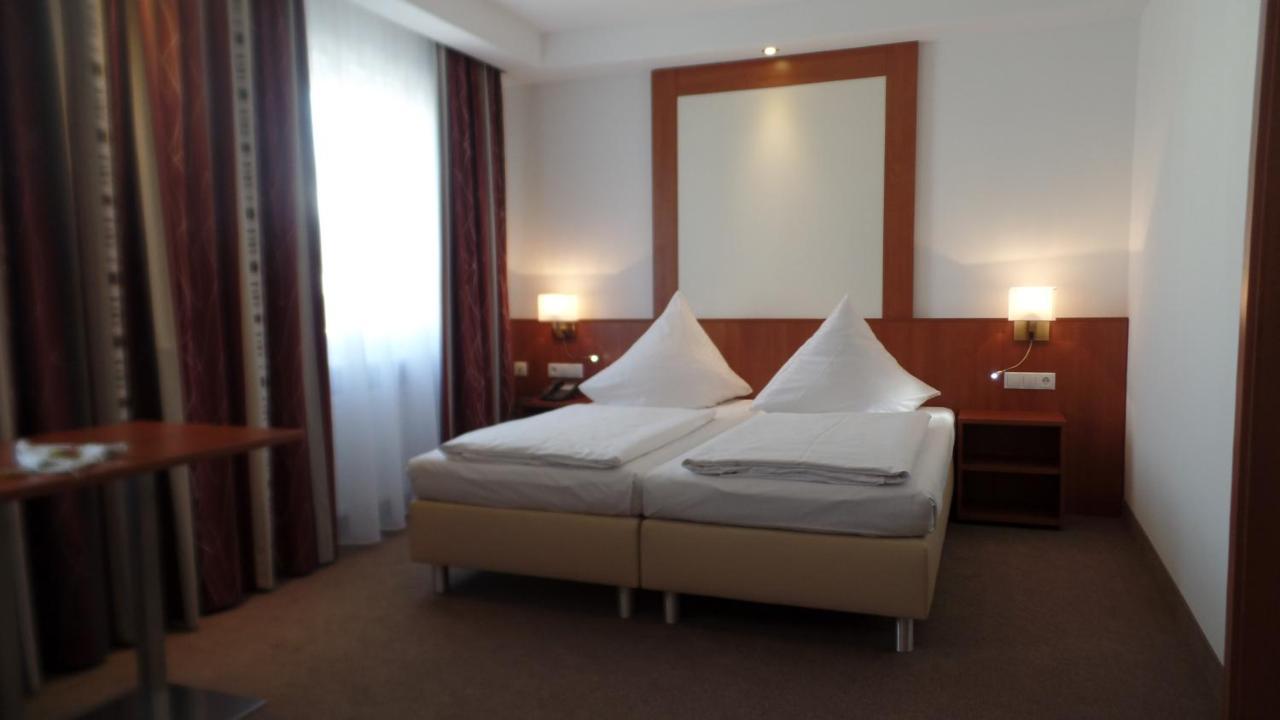 Hotel St. Georg レーゲンスブルク エクステリア 写真