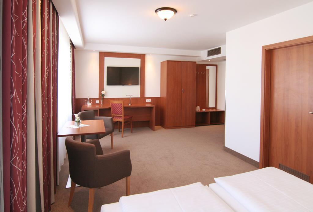 Hotel St. Georg レーゲンスブルク エクステリア 写真