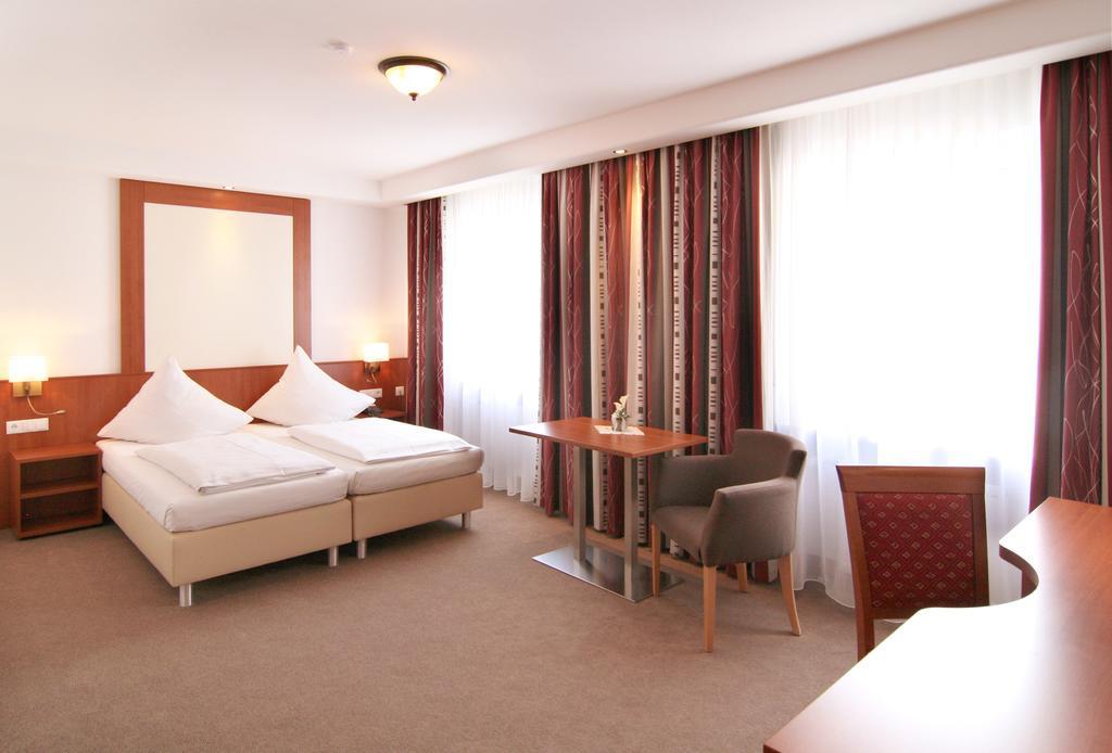Hotel St. Georg レーゲンスブルク エクステリア 写真